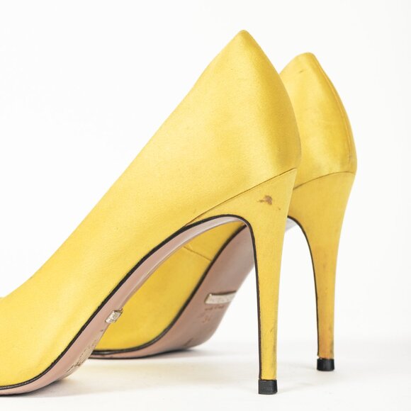 Gucci Yellow Raso Seta Crystal-GG Pointed-Toe Pumps - Picture 8 of 10